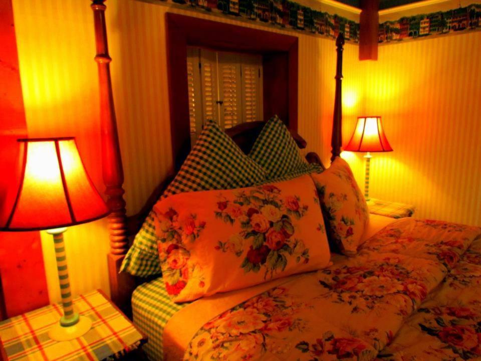 Shamrock Thistle & Crown B&B Weirsdale Bagian luar foto